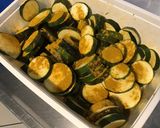 Une image de l'étape 4 de Courgettes au beurre de chorizo,curry et pavot bleu (recette plancha).