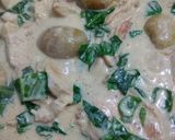 Foto del paso 5 de la receta: Pechuga en crema y espinaca