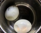 Gambar langkah 3 resipi Salad telur bunga.