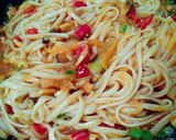 Foto langkah ke 4 dari resep Fettuccine bolognese shiitake paprika.