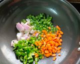 वेज फ्राइड राइस (veg fried rice recipe in Hindi) रेसिपी चरण 2 फोटो