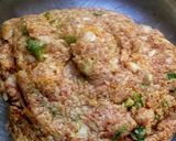 A picture of step 6 of Chinese meatballs.