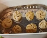 A picture of step 7 of Chicken Momos.