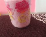 સ્ટ્રોબેરી મિલ્ક શેક (Strawberry Milk Shake Recipe in Gujarati) રેસીપી સ્ટેપ4ફોટો
