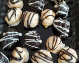 A picture of step 5 of Chocolate Bounty Balls.