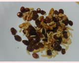Foto del paso 2 de la receta: Revuelto de morcilla con frutos secos