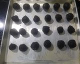 Foto langkah ke 3 dari resep Bola2 oreo coklat.
