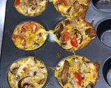 A picture of step 6 of Egg, mushroom & halloumi “breakfast muffins”.