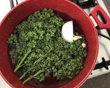 Foto del paso 3 de la receta: Huauzontle en salsa de jitomate