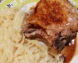 Foto del paso 6 de la receta: Costillitas de cerdo con salsa saborizada y chucrut especiado