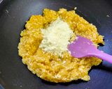 আপেলের কালাকান্দ (Apple Kalakand recipe in Bengali) রেসিপির ধাপ 2 ছবি