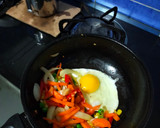 Foto langkah ke 4 dari resep 015. #bekalkerja : Tumis Labu Siam + Cumi Goreng Tepung.