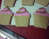 Foto del paso 5 de la receta: Masitas decoradas en forma de helado