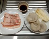 รูปขั้นตอนการทำที่ 1 ของ หมูม้วนเห็ดบัตเตอร์โชยุยากิ