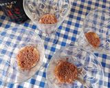 Foto del paso 1 de la receta: Postre de bizcocho, crema y arándanos frescos