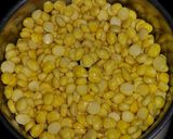 A picture of step 1 of Chana daal halwa.