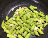 A picture of step 3 of Green chilli techa.