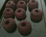 Foto langkah ke 5 dari resep Brownies Kukus Keju Lumer.