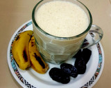 A picture of step 4 of Dates & banana shake.