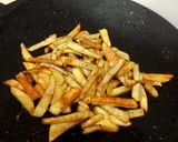 A picture of step 5 of Fries with less oil ya ghee 🥔🥔🍟.