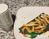 Foto del paso 3 de la receta: Omelette de acelgas con rajas de pollo