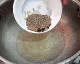 A picture of step 1 of Lobia Qeema (black eyed beans with mince).