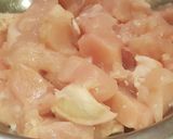 Foto del paso 2 de la receta: Tarta cremosa de pollo y puerro