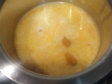 ઇમ્યુનિટી બુસ્ટર ગોલ્ડન યલો મિલ્ક (Immunity Booster Golden Yellow Milk Recipe In Gujarati)