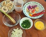 Foto langkah ke 1 dari resep Cumi saus padang.