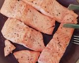 Bazsalikomos paradicsomos lazac tésztával recept fázis 2 fotója