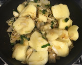 Foto del paso 2 de la receta: Espinacas con papas y porotos