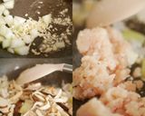 Foto langkah ke 1 dari resep Cheese Baked Chicken Rice Mushroom / Nasi Panggang Mozarella.