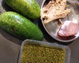 A picture of step 1 of Hairy Gourd Soup.