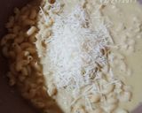 Foto langkah ke 1 dari resep Cheese macaroni bake.