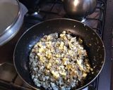 Foto del paso 5 de la receta Tartitas de cerdo cortado a cuchillo con verduras y ricota