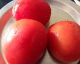 A picture of step 1 of Tomato milkshake.