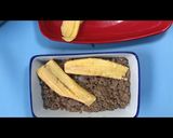 A picture of step 4 of Plantain pie.
