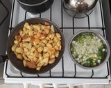 Foto del paso 2 de la receta: Tortilla de papa y huevo 👌