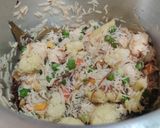 A picture of step 5 of Veg Pulao in Cooker.