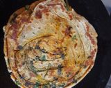 कसूरी मेथी पराठा (kasuri methi paratha recipe in Hindi) रेसिपी चरण 5 फोटो