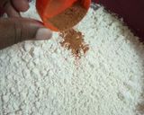 A picture of step 4 of Spicy lentils (kamande)in milk and cinnamon raisins chapati.