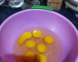 Foto langkah ke 2 dari resep Caramel Cake (Bolu Sarang Semut).