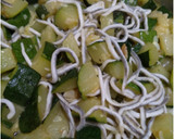 Foto del paso 5 de la receta: Calabacín y Delicias del mar