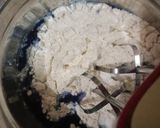 Foto langkah ke 3 dari resep Pancake Bunga Telang.