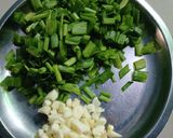 સ્પાઇસી સેઝવાન રાઈસ (Spicy Schezwan Rice Recipe In Gujarati) રેસીપી સ્ટેપ2ફોટો