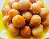 A picture of step 1 of Banana puff puff.