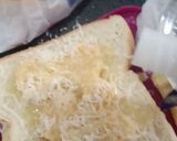 Foto langkah ke 3 dari resep Roti tabur pisuke (Pisang susu keju).
