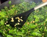 Foto del paso 5 de la receta: Arroz con acelgas