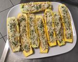 Une image de l'étape 5 de Courgettes jaunes farcies emmental et persil.