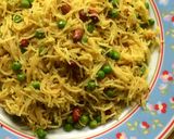 A picture of step 2 of Vermicelli Upma.
